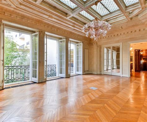 real estate listings in paris